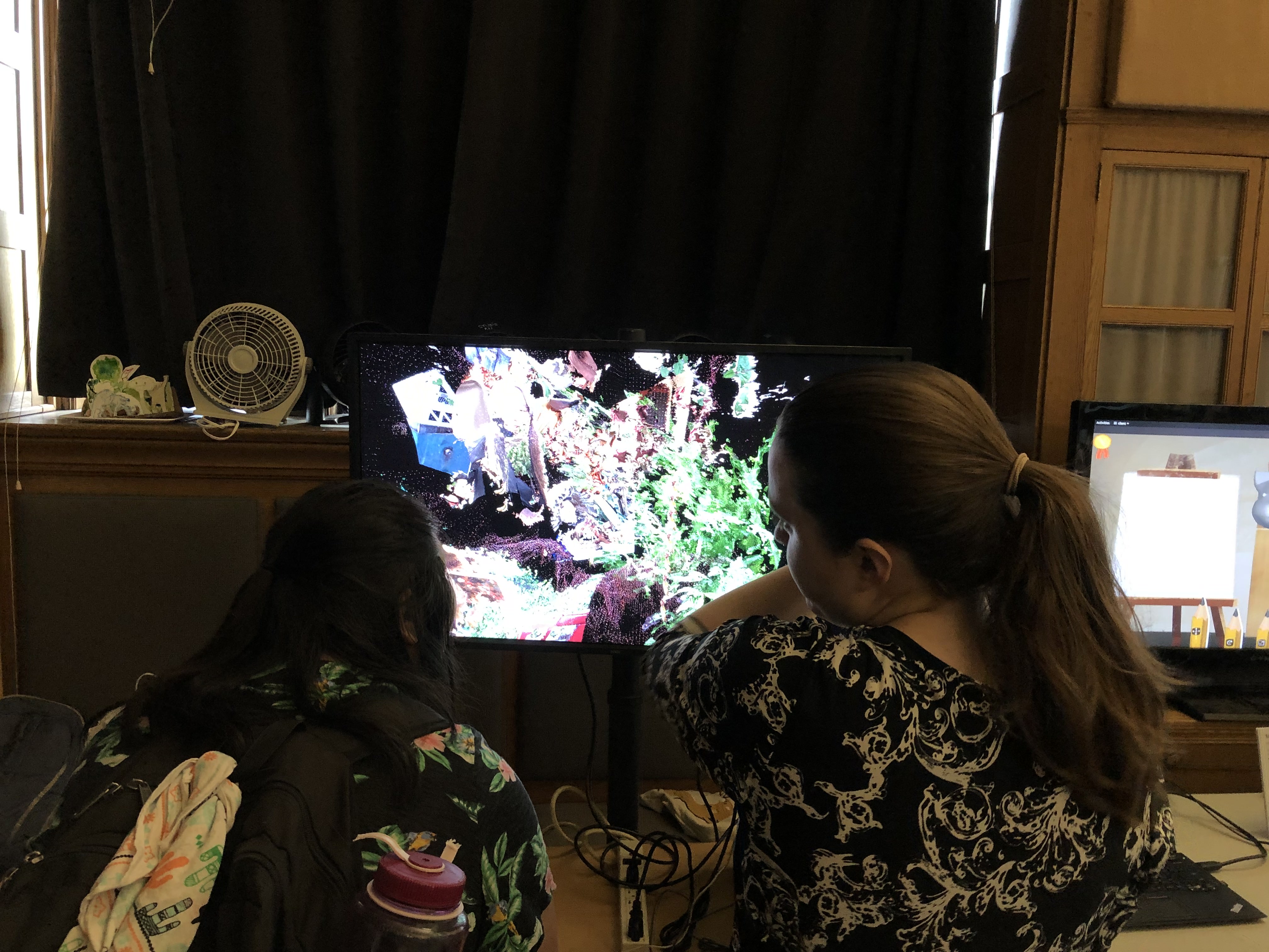 people playing point cloud garden #1